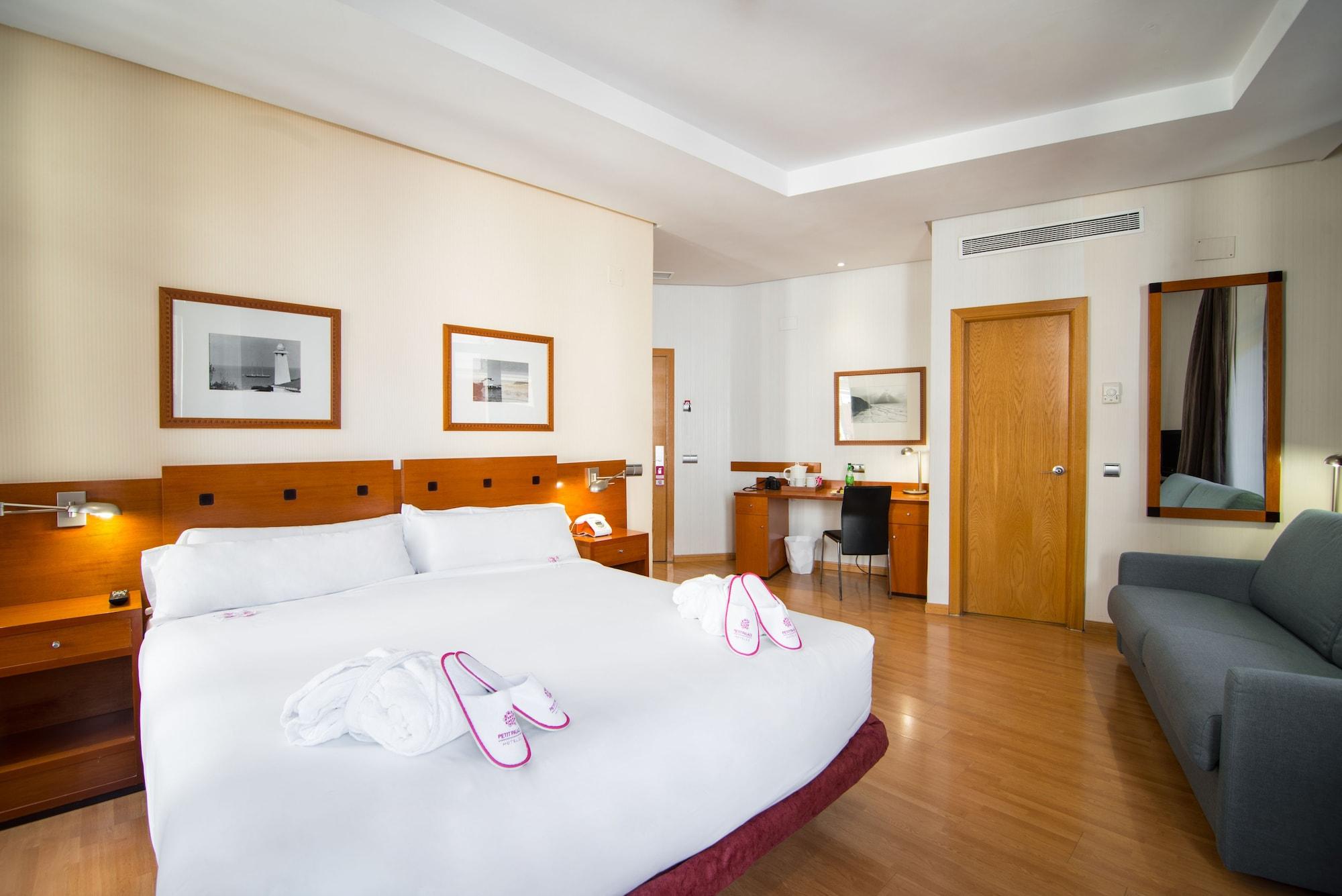 Petit Palace Preciados Madrid Esterno foto